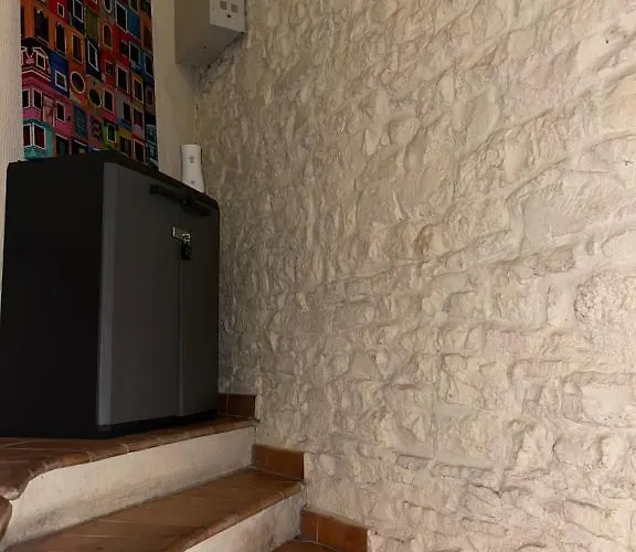 La Maquette - A 2 Pas Des Arenes